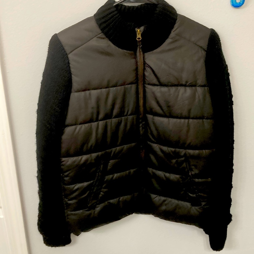 Billabong Sweater Sleeve light Weight Puffer Jacket